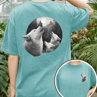 Load image into Gallery viewer, Wolf Howling at Moon Shirt